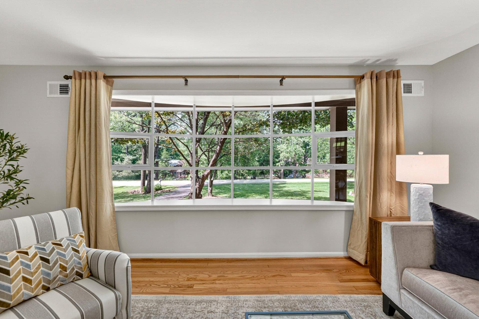 4104 Crescent Hills Drive photo 8