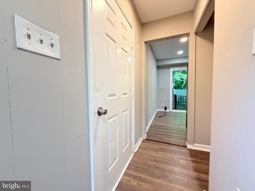 2823 Chablis Circle photo 4