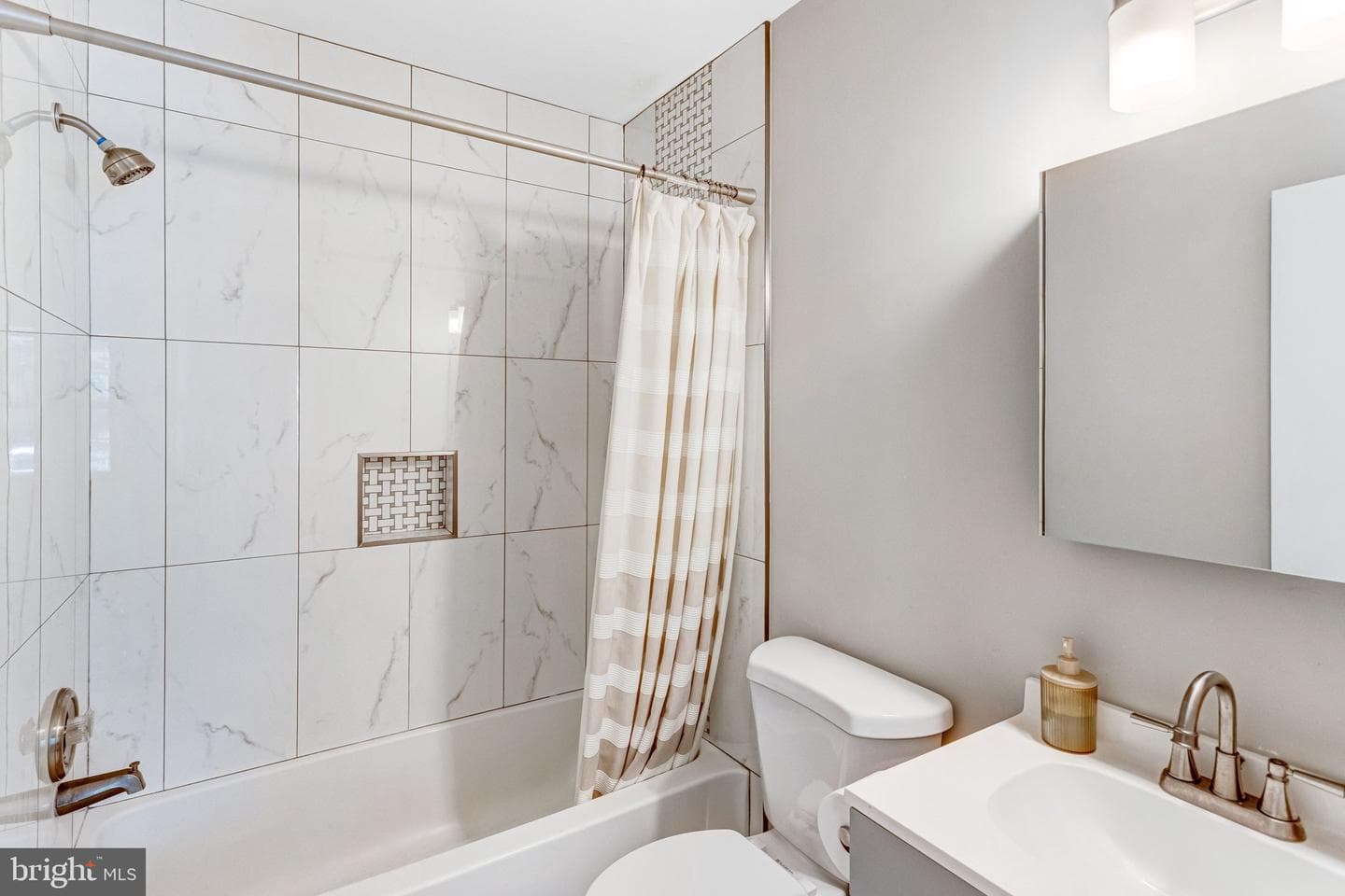 3489 Legere Court photo 13