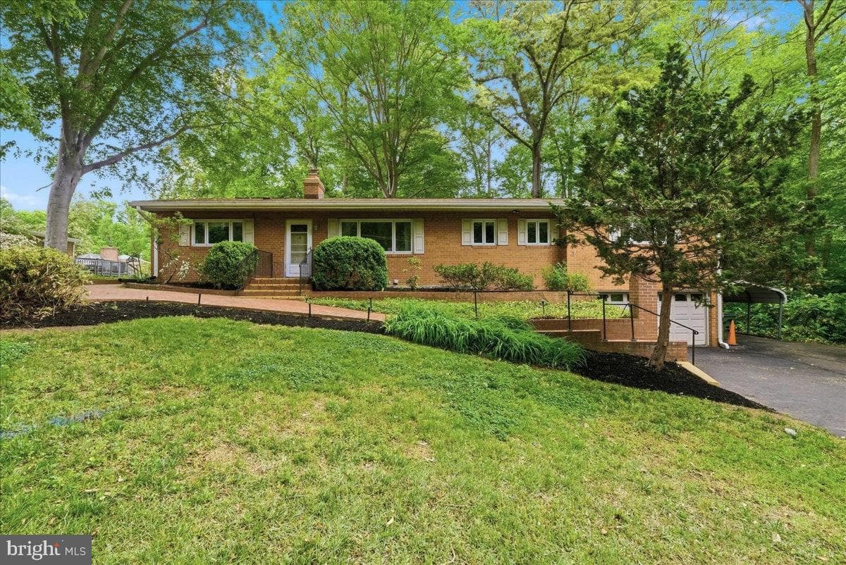 18309 Cabin Road photo 2