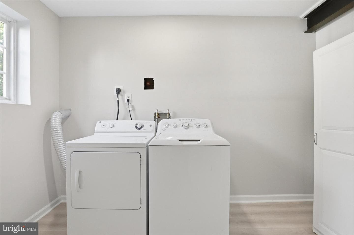 8812 Fenimore Place photo 27