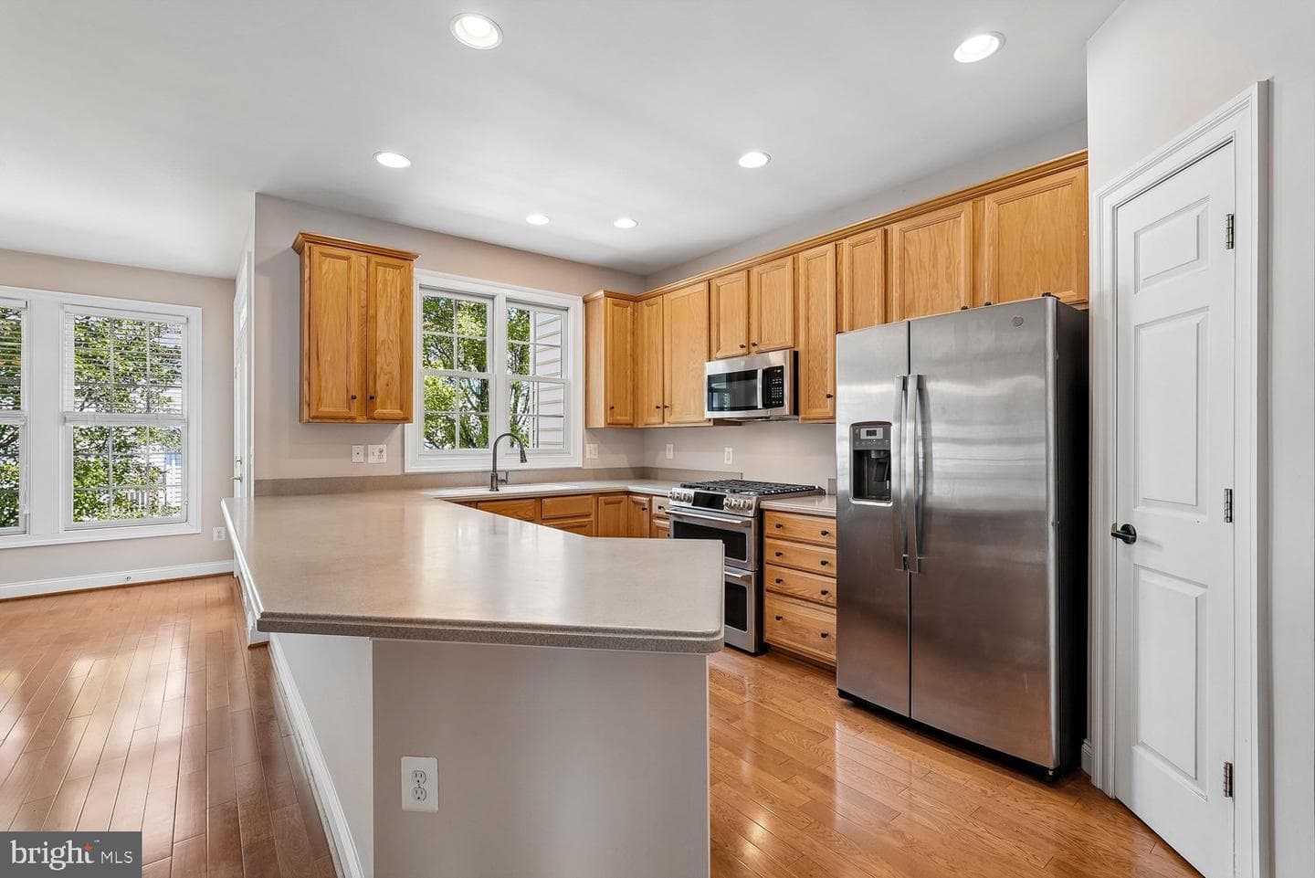 6898 Witton Circle photo 24