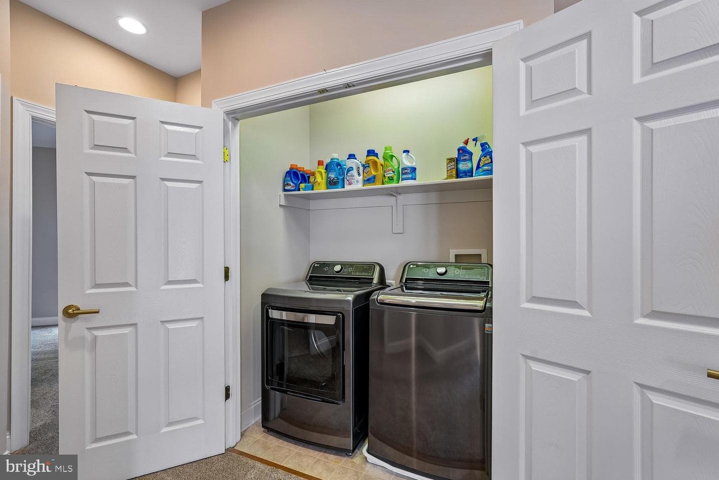 6898 Witton Circle photo 40