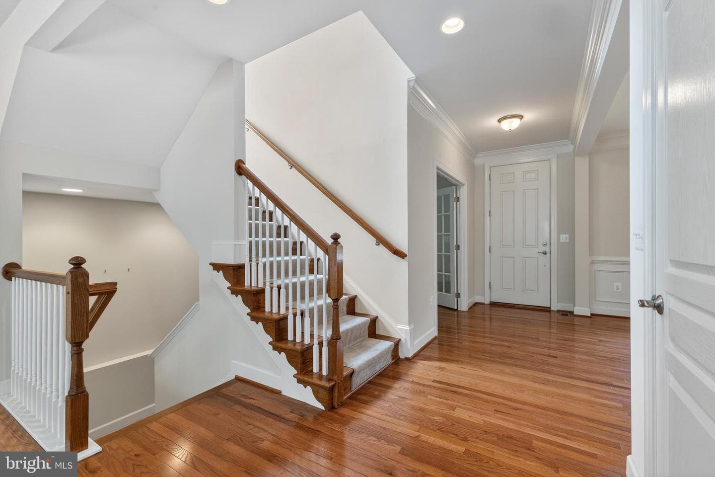 10882 Monocacy Way photo 2