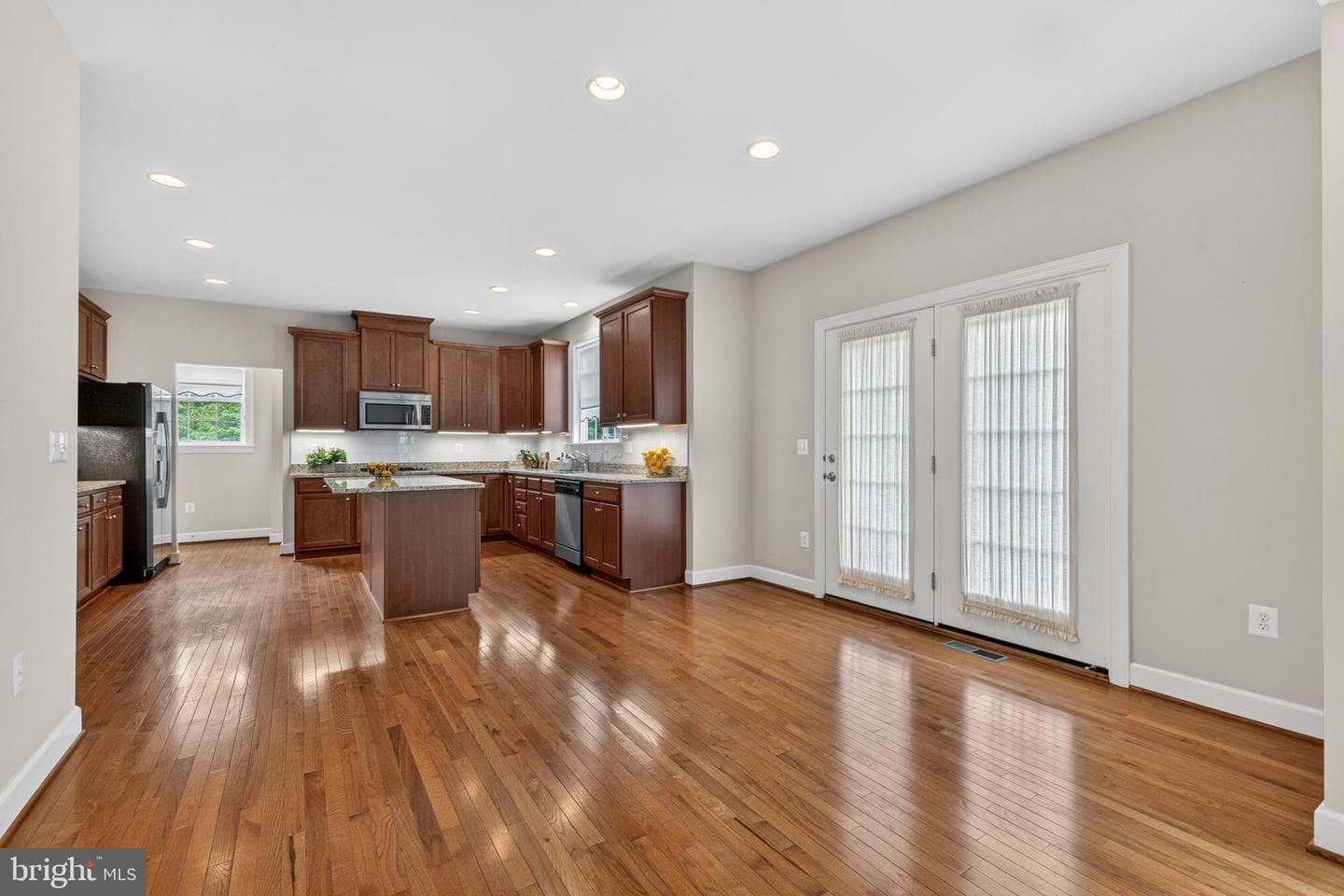 10882 Monocacy Way photo 7