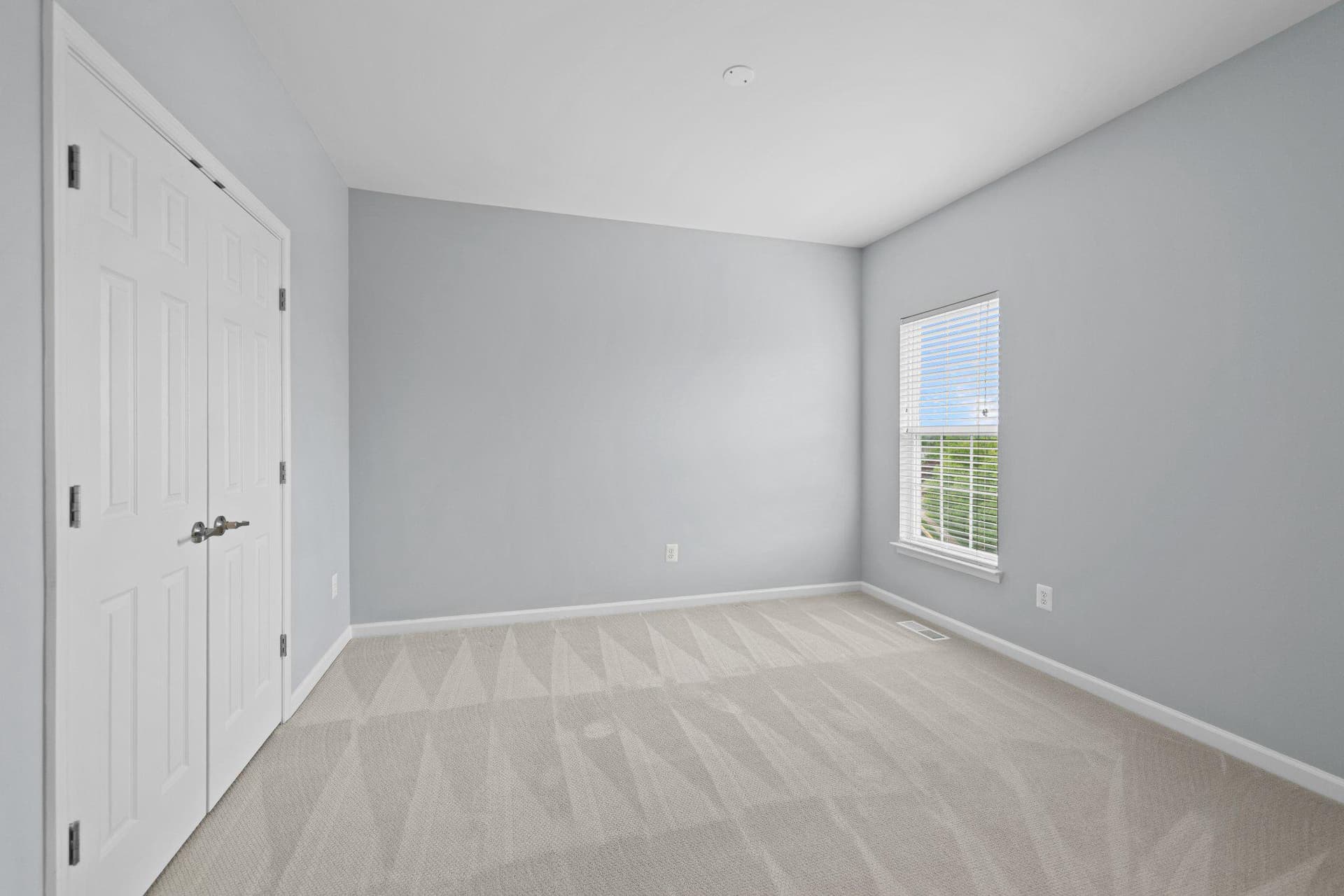 14602 Shelford Way photo 13