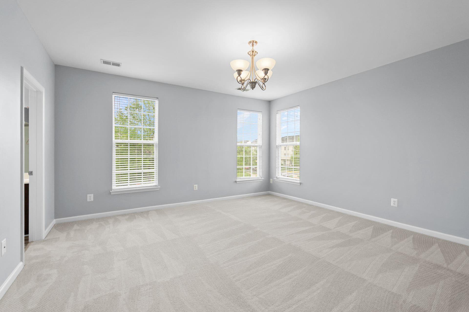 14602 Shelford Way photo 14