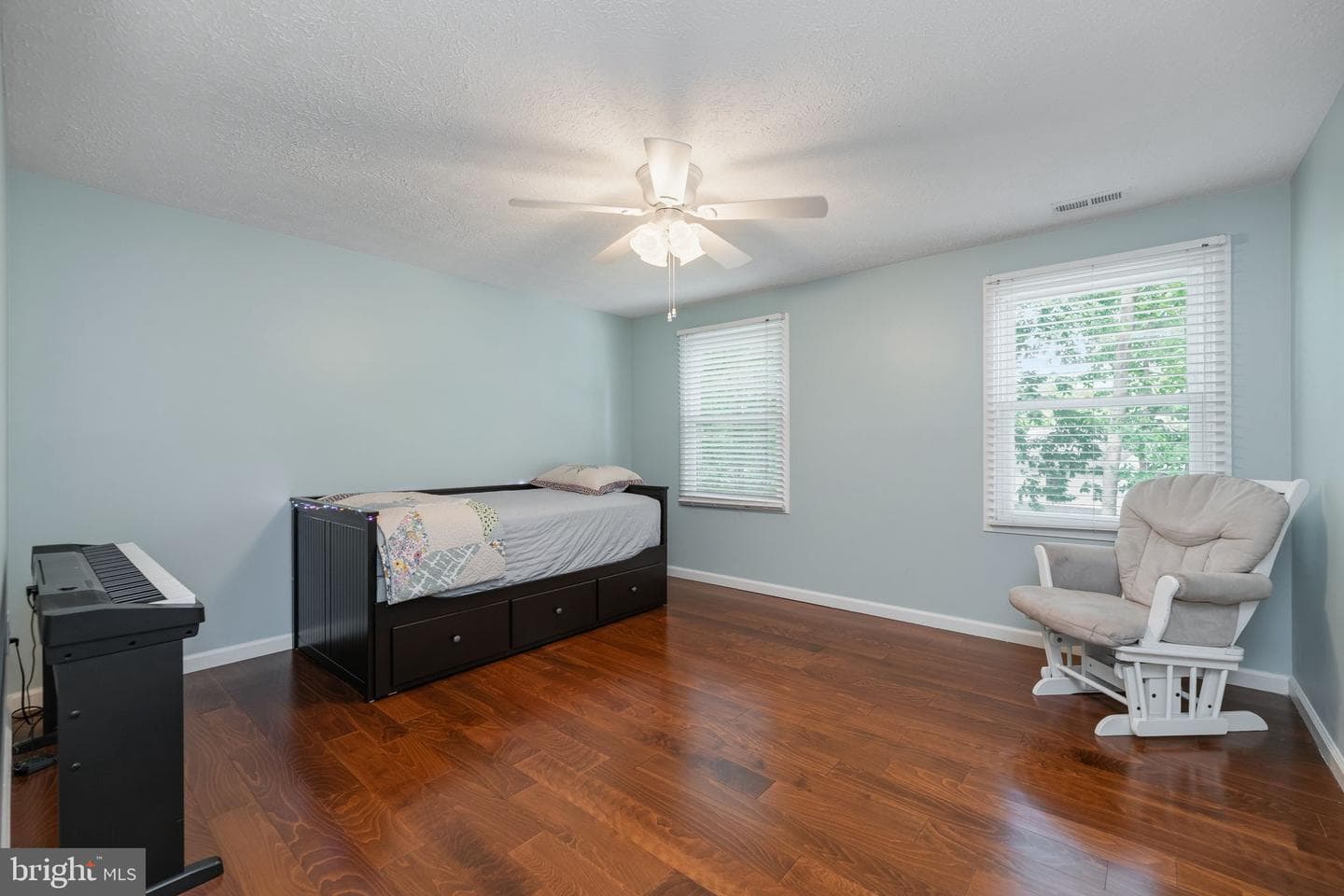 15919 Fairway Drive photo 37