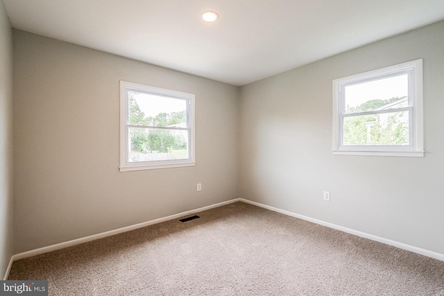 13449 Nascoby Lane photo 4