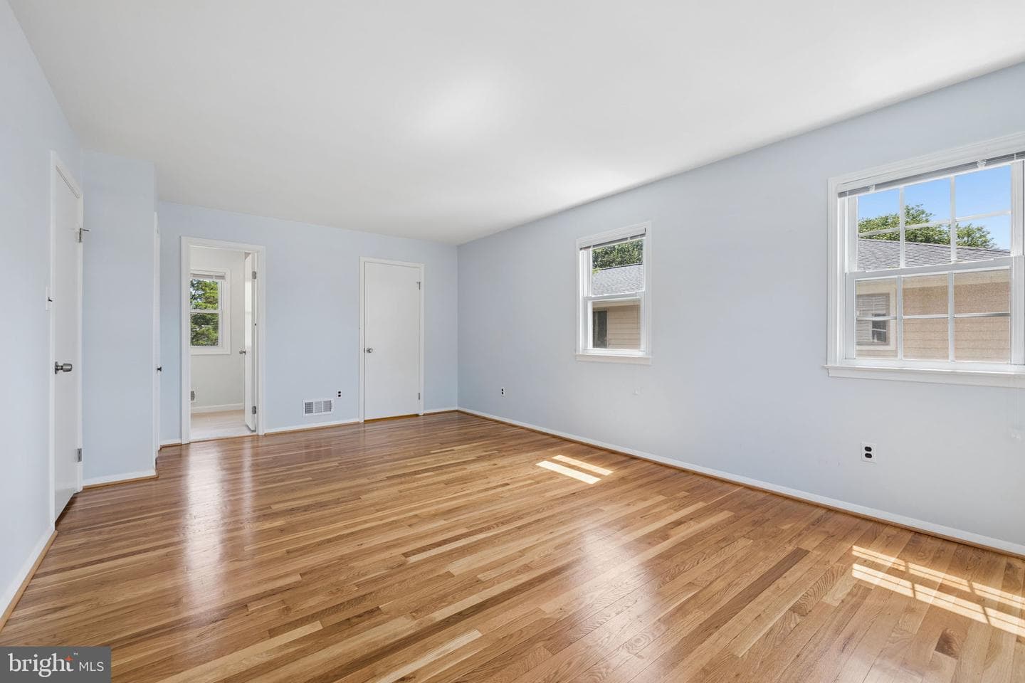 9803 Greenview Lane photo 8