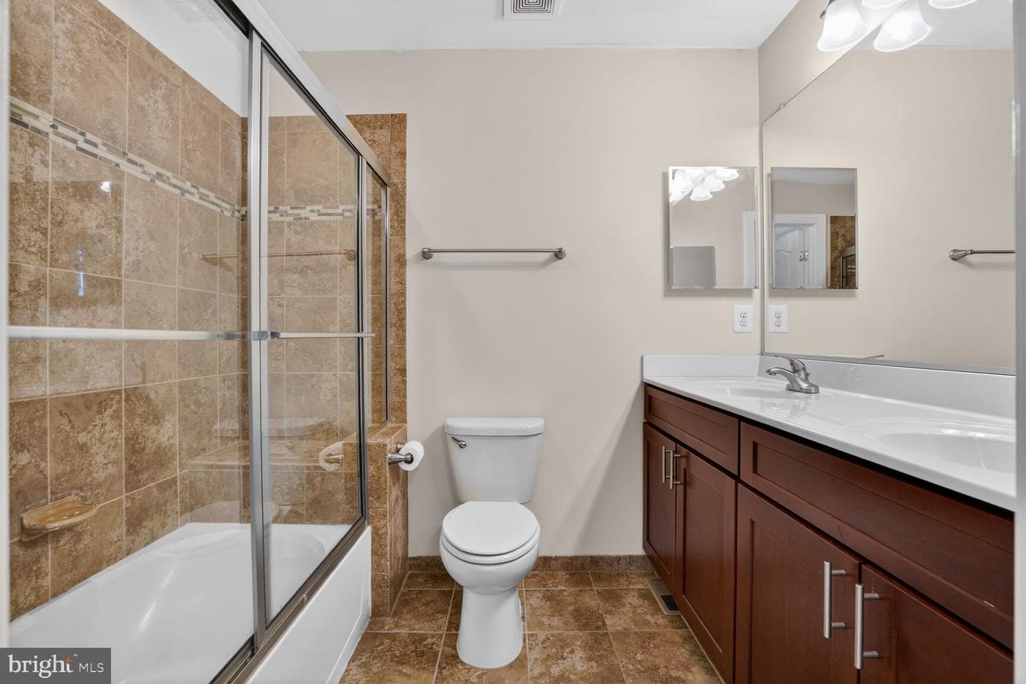 3711 Chippendale Circle photo 16