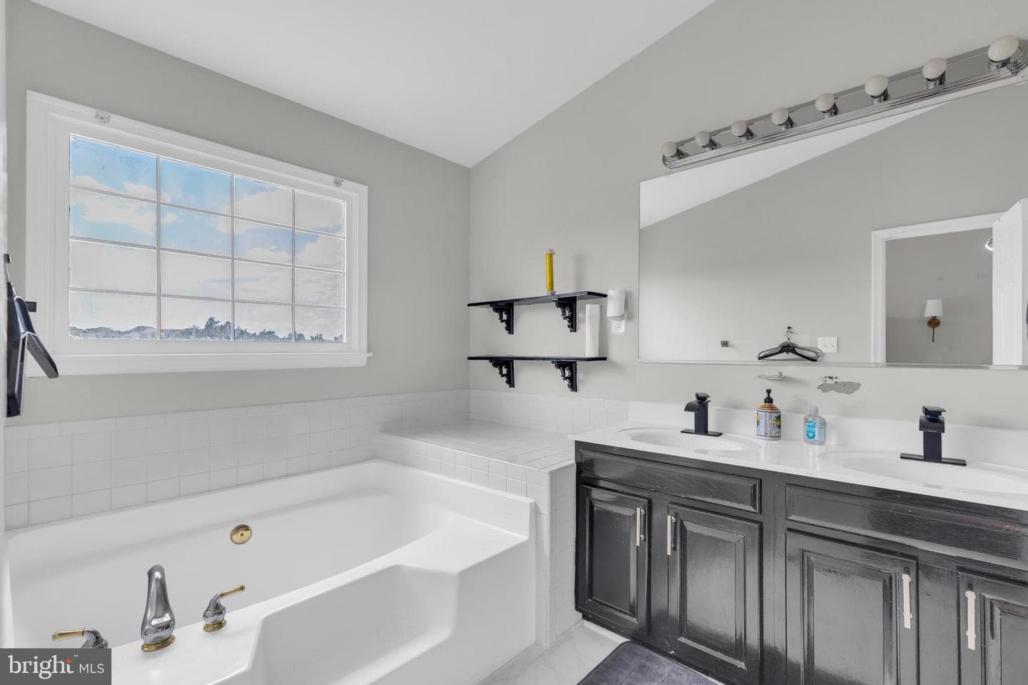 16844 Winston Lane photo 16