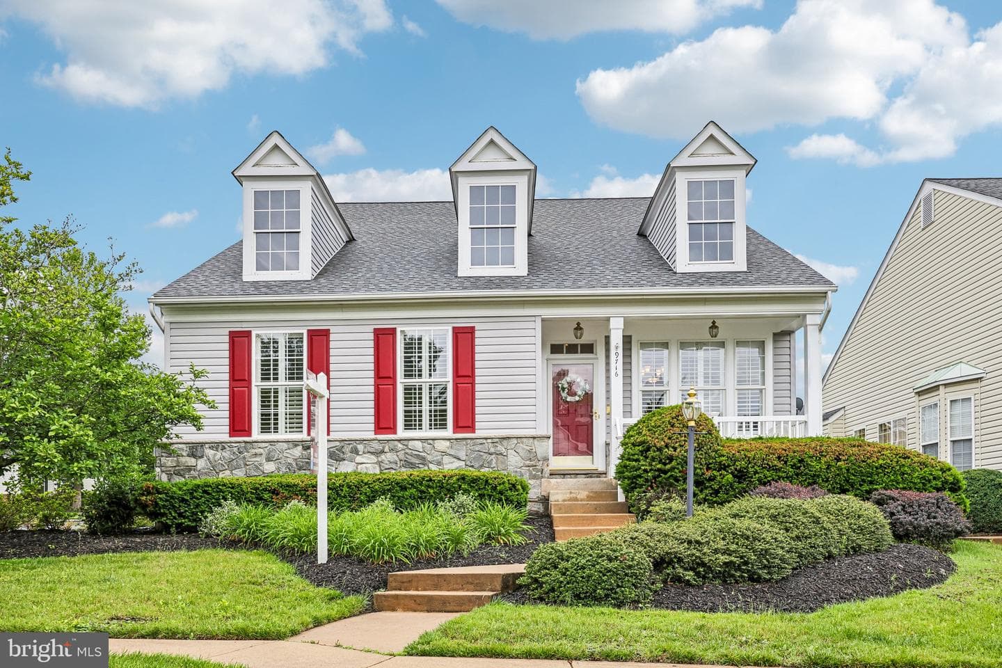 9716 Seafield Place, Bristow