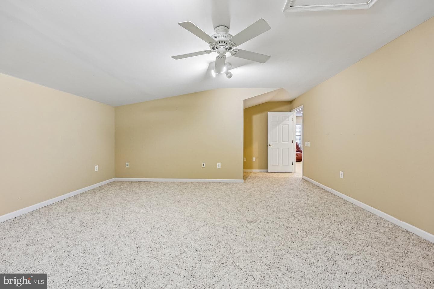 9716 Seafield Place photo 26