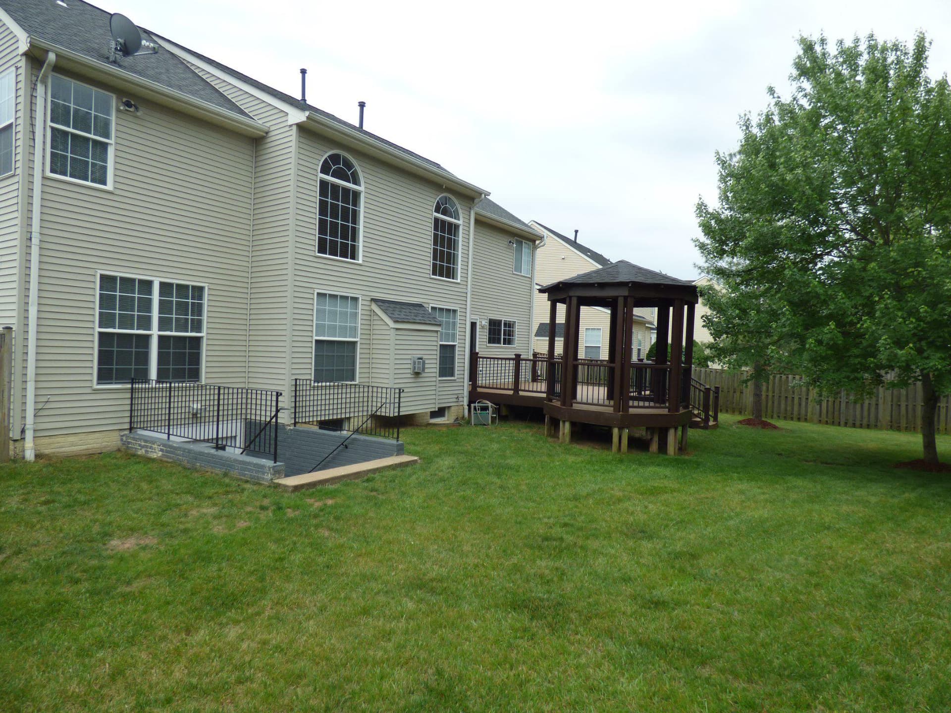 8900 Telford Court photo 25