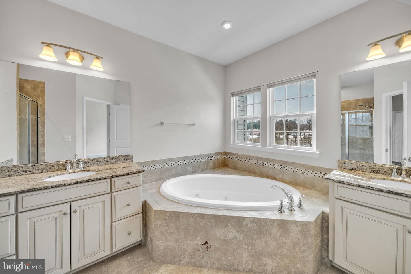 3634 Briarwood photo 23