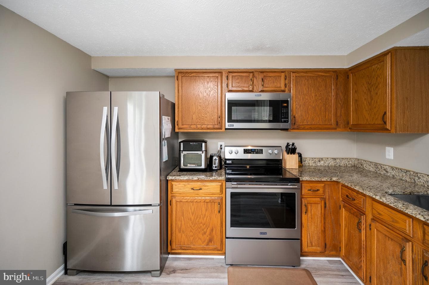 4686 Whitely Court photo 11