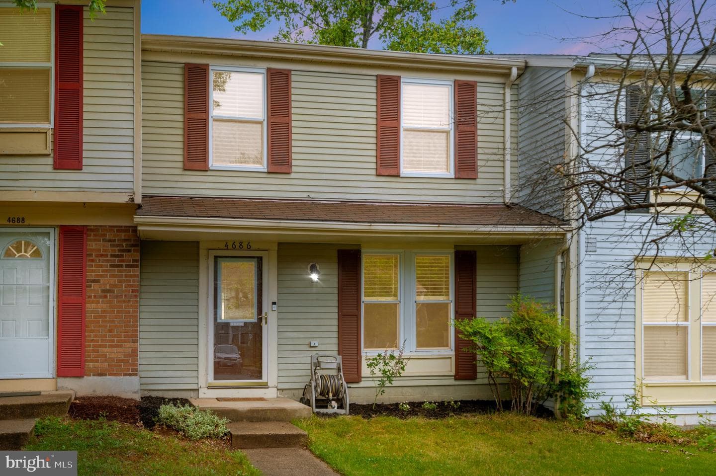 4686 Whitely Court, Woodbridge