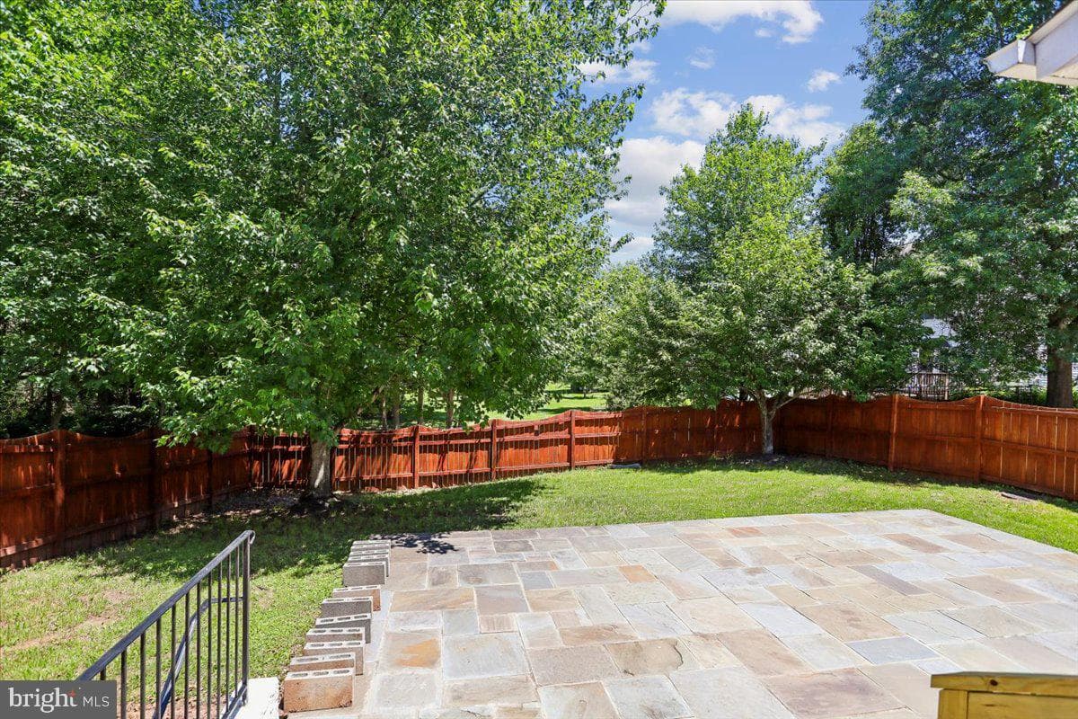 8737 Hackney Drive photo 32