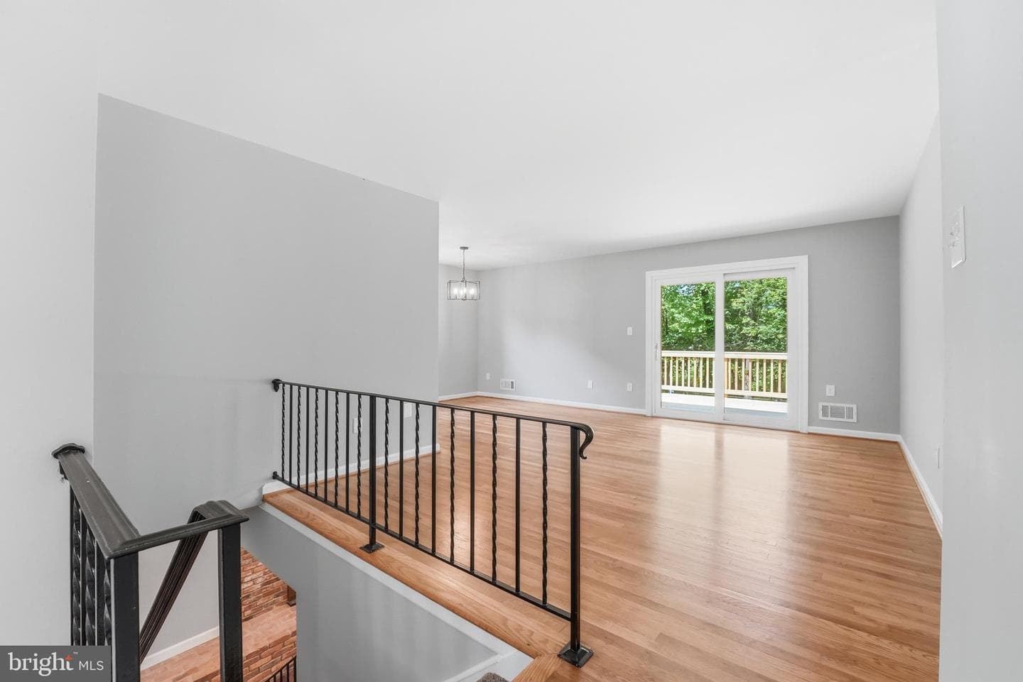 7410 Roxbury Avenue photo 23