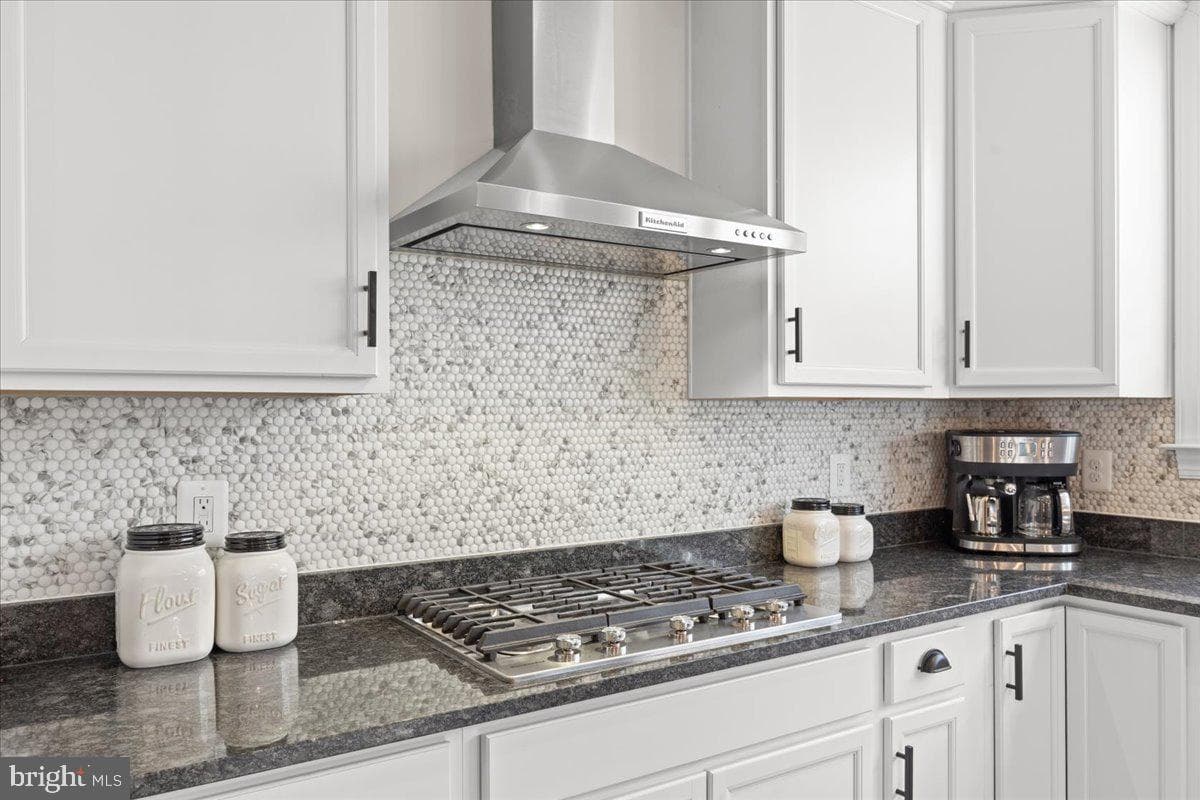 18020 Cedar Grove Ln photo 5