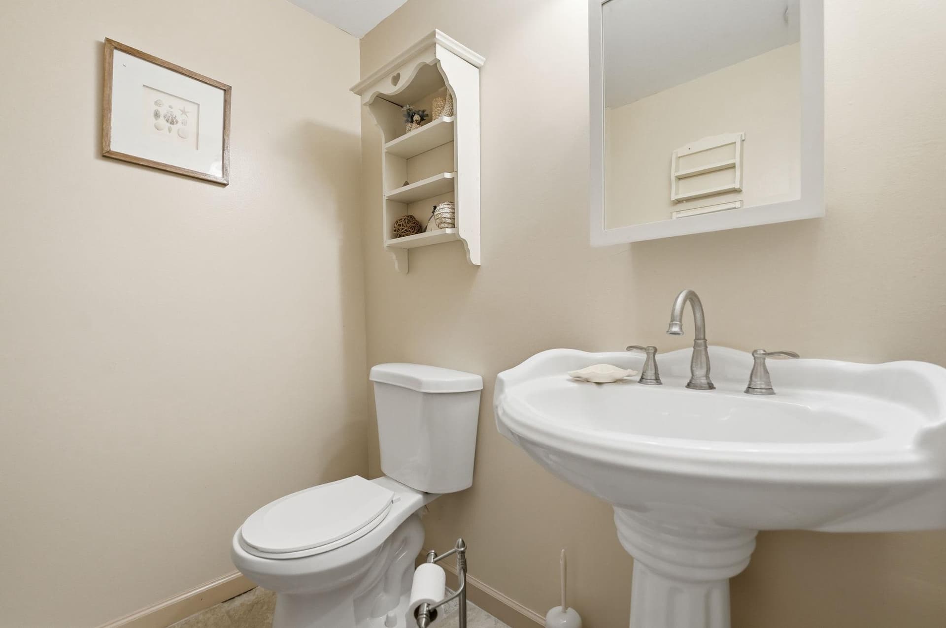 14905 January Court photo 26