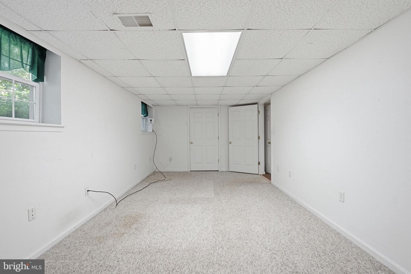 14905 January Court photo 29