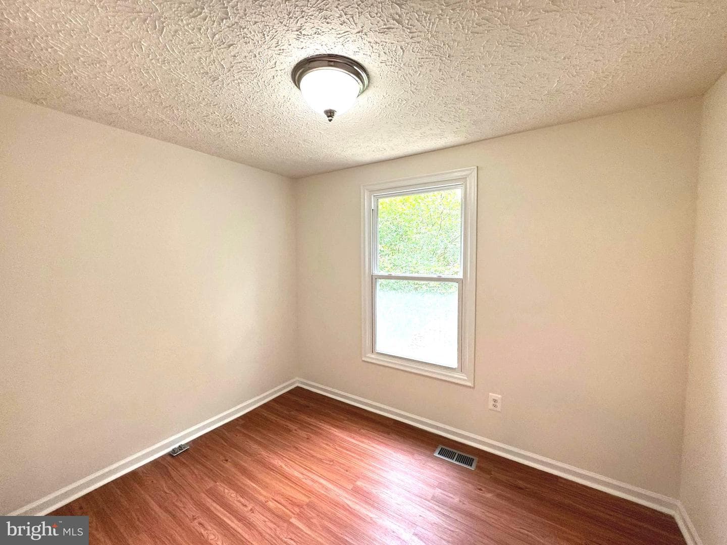 3654 Wharf Lane photo 10