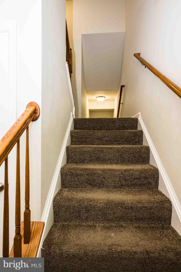 2691 Sheffield Hill Way, Woodbridge