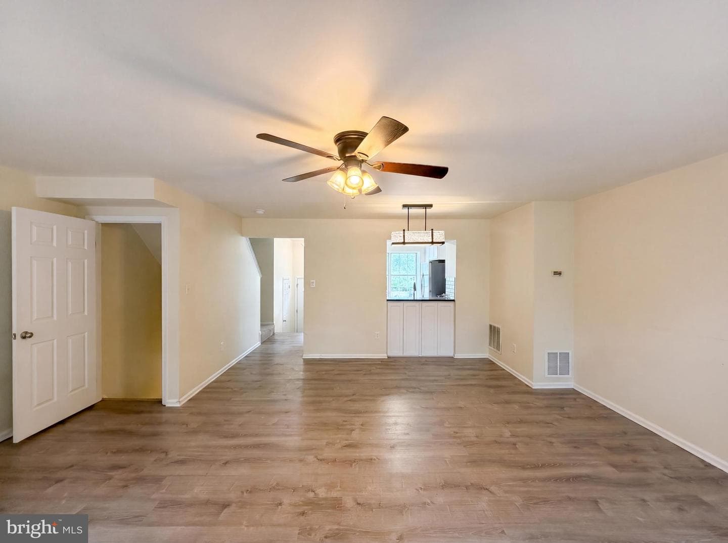 8641 Centerton Lane photo 12