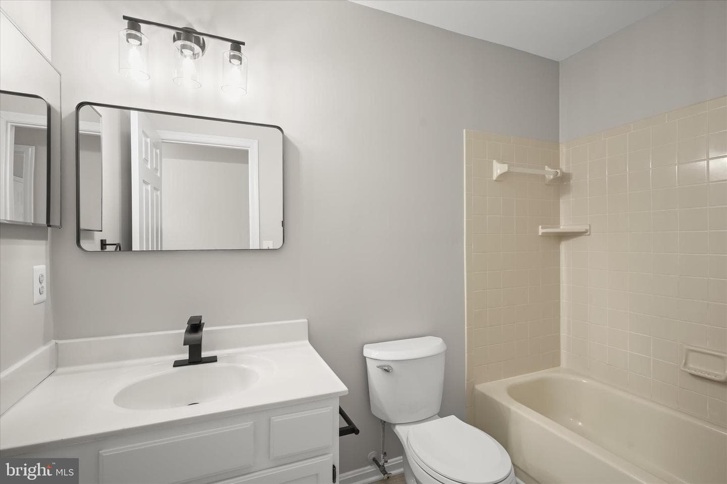 8229 Sunset Drive photo 38
