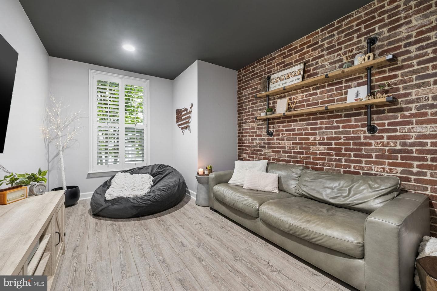 8328 Pine Knott Court photo 44