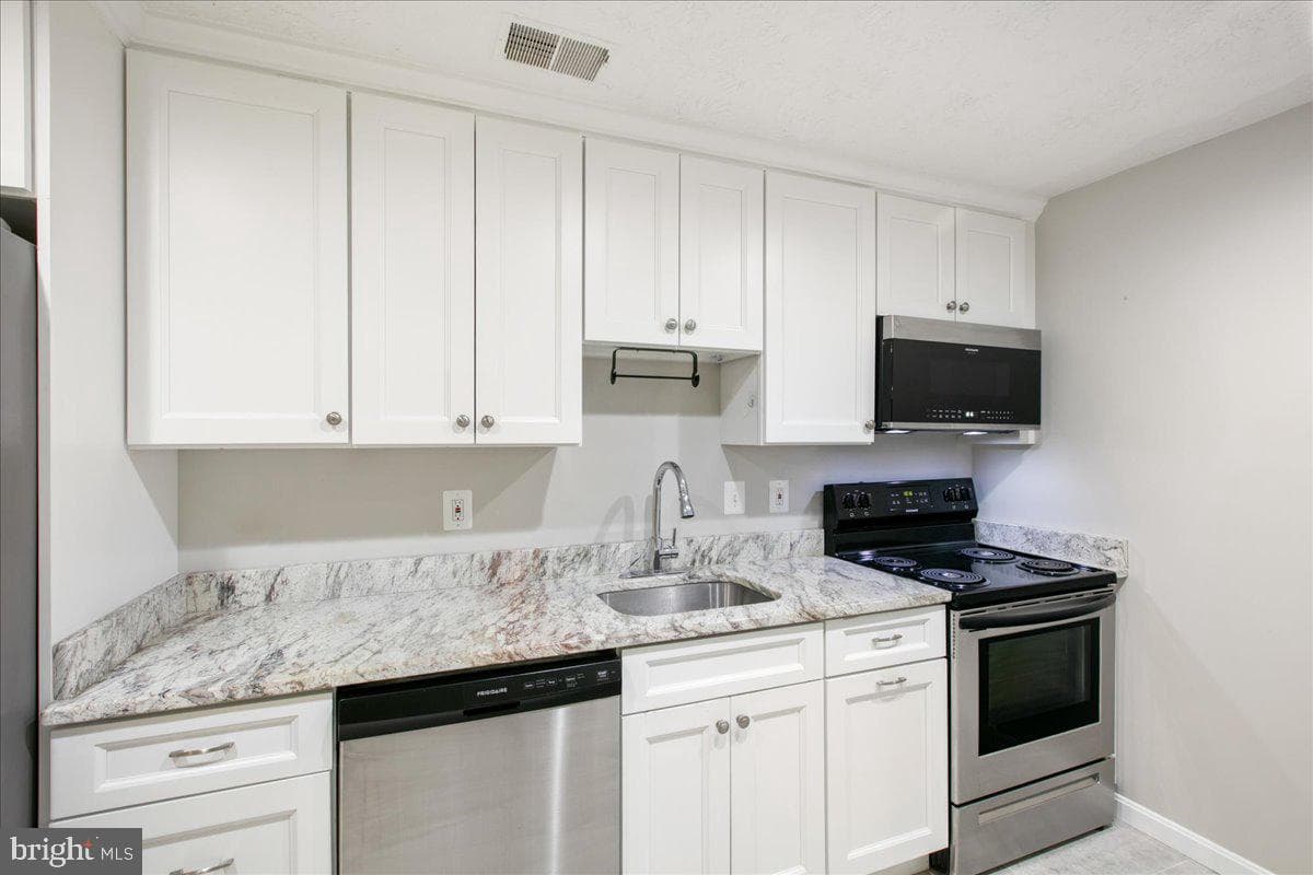14540 Idlebrook Court photo 43