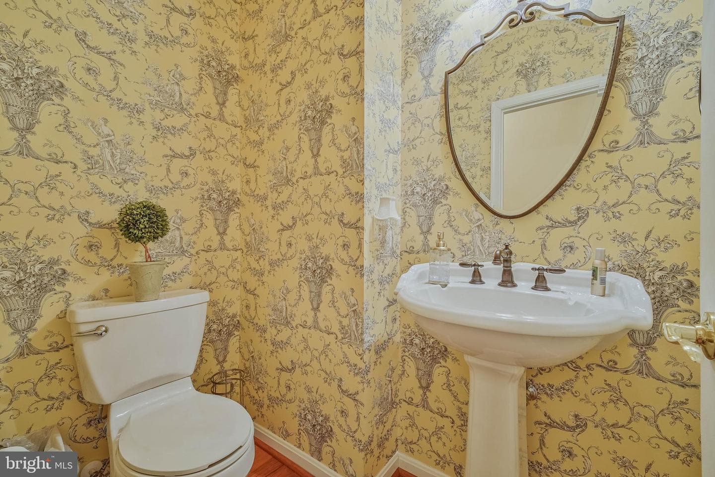 17253 Four Seasons Drive photo 34