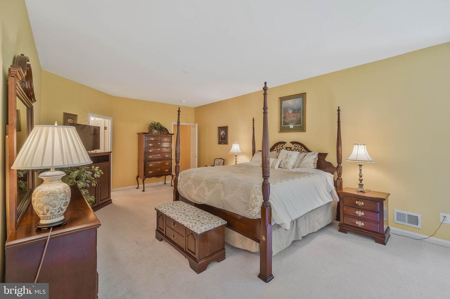 17253 Four Seasons Drive photo 38