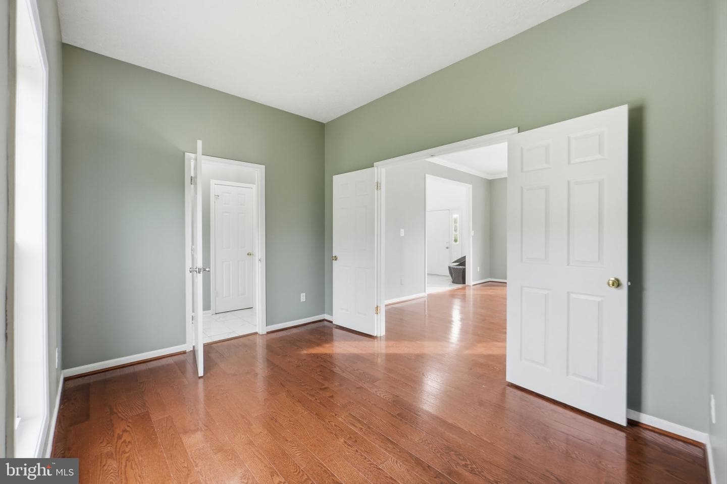 15001 Fleetwood Drive photo 10