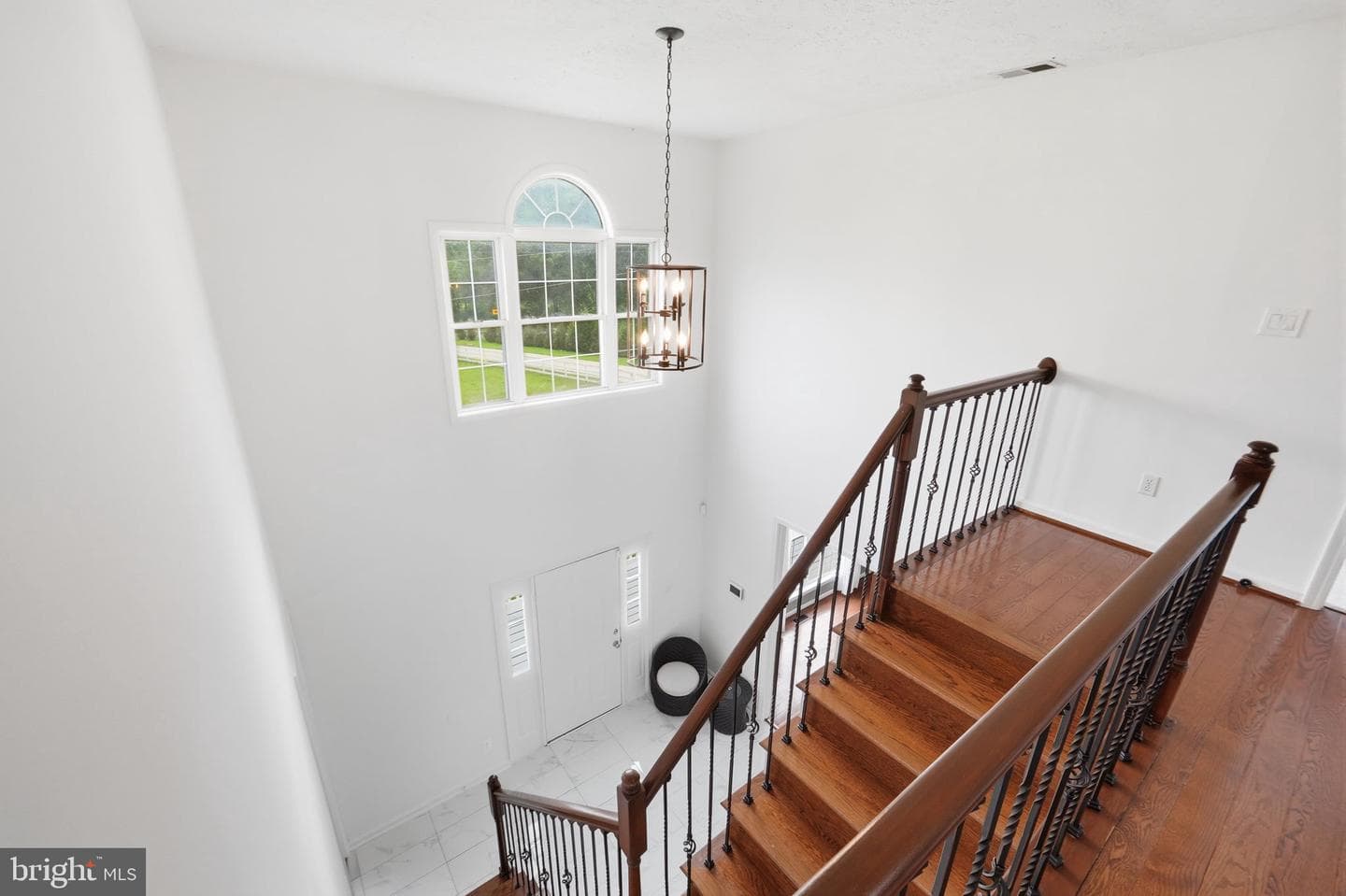 15001 Fleetwood Drive photo 21