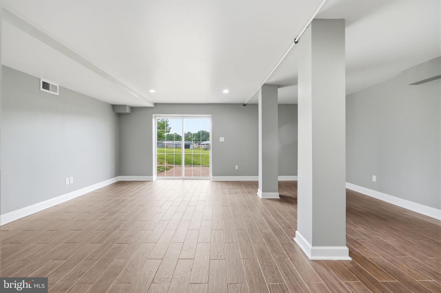 15001 Fleetwood Drive photo 41