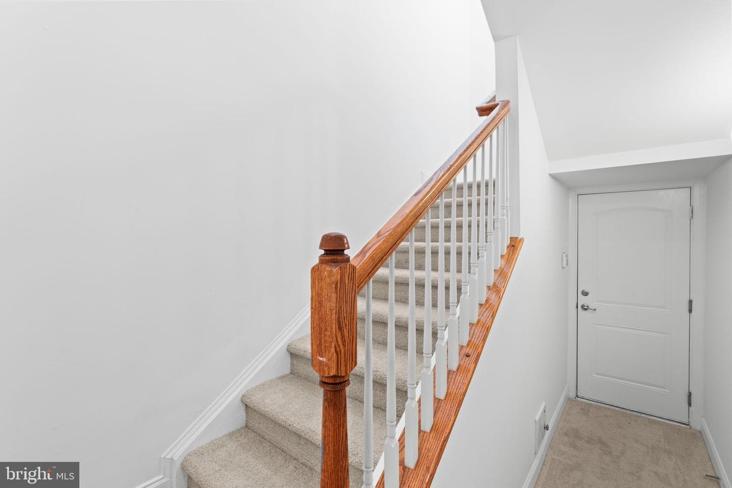 2254 Margraf Circle, Woodbridge