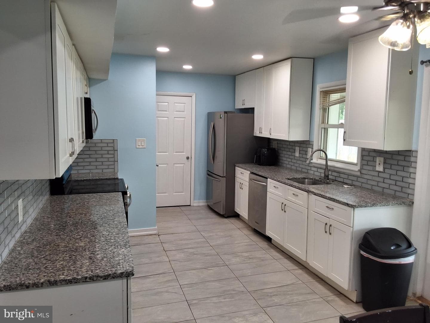 9717 Lomond Drive photo 9