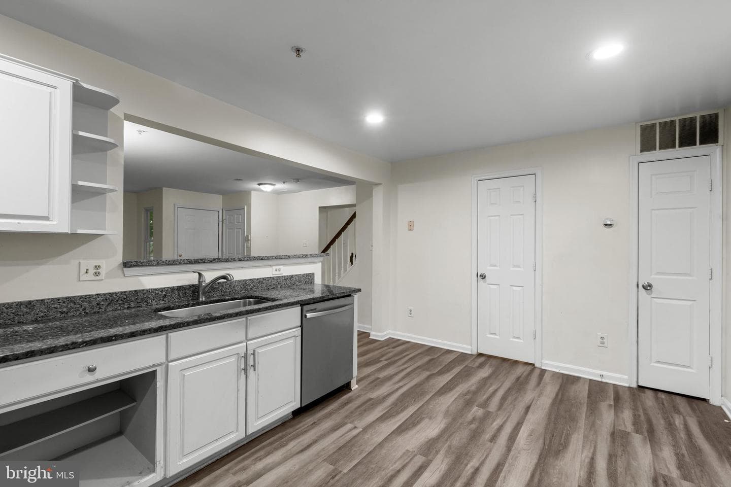 8005 Coachcrest Court photo 10