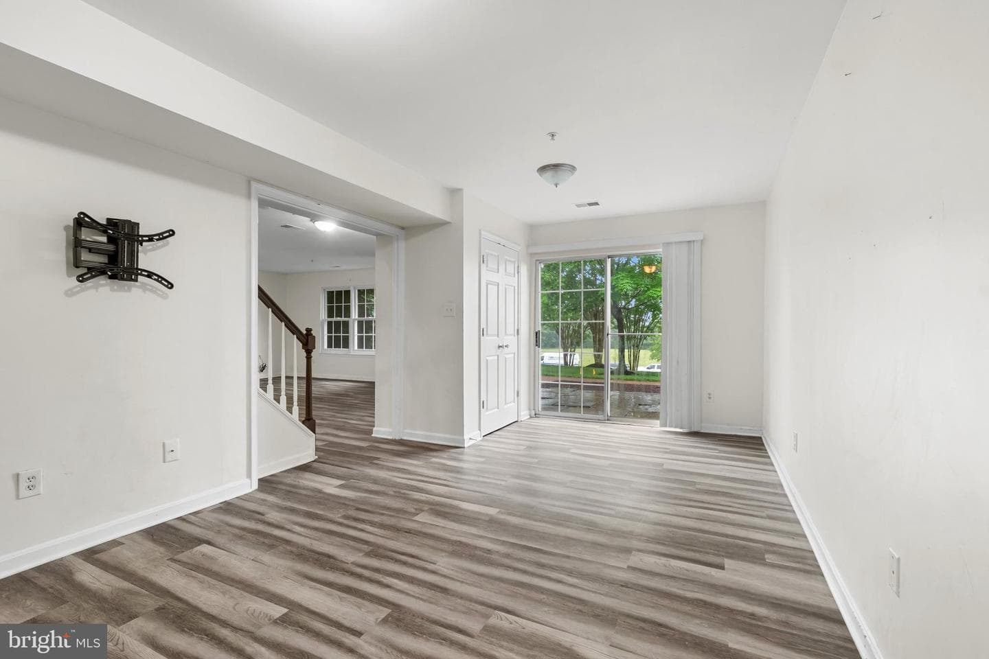 8005 Coachcrest Court photo 12