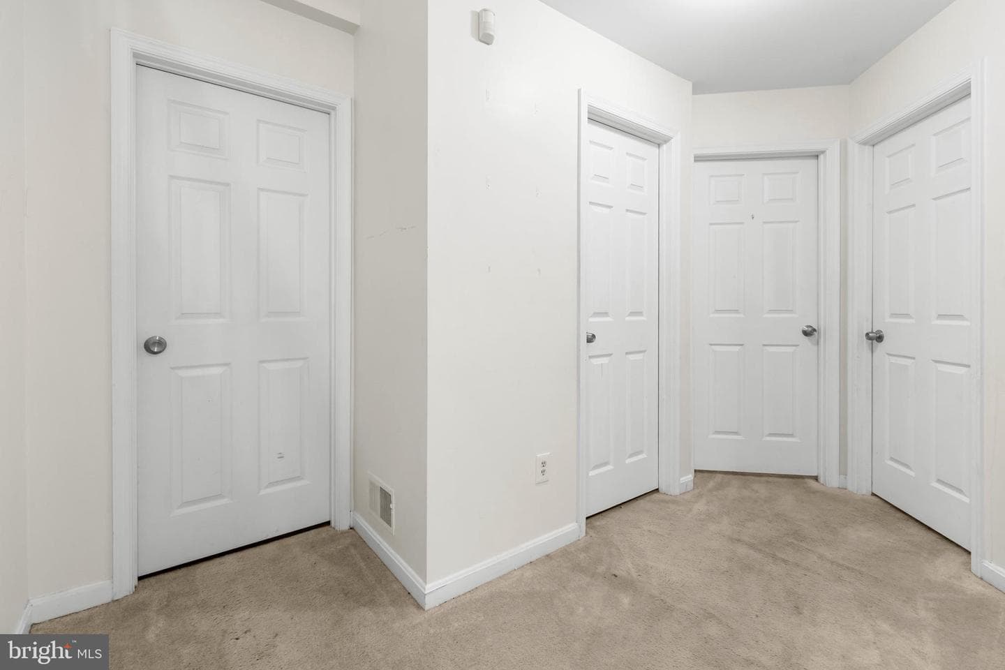 8005 Coachcrest Court photo 16
