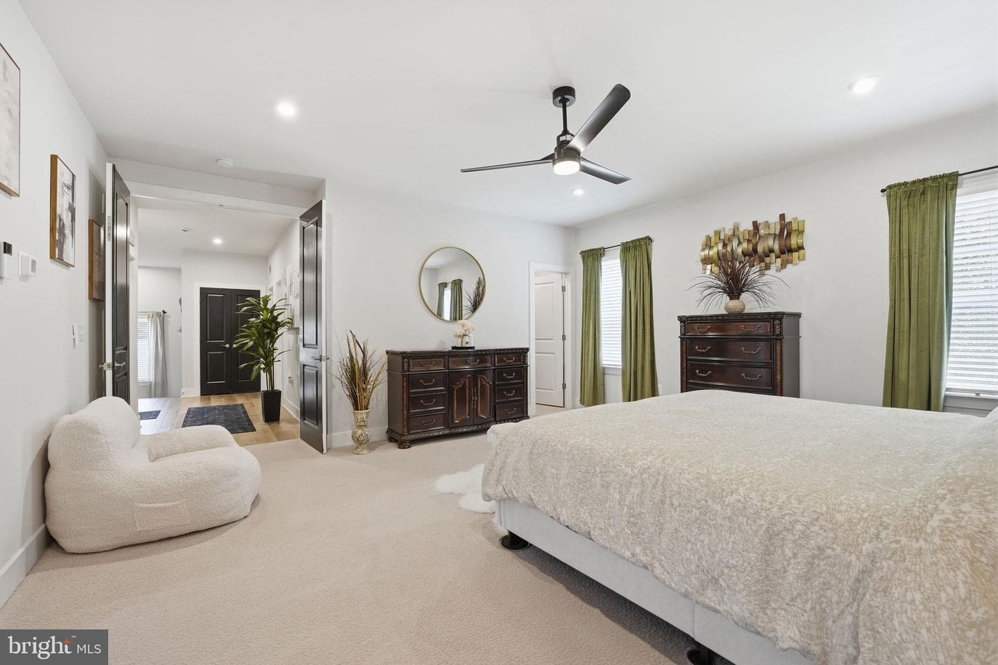 8678 Sycamore Springs Way photo 32