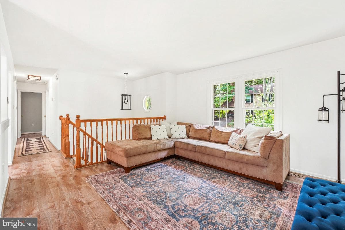 16208 Cypress Court photo 6