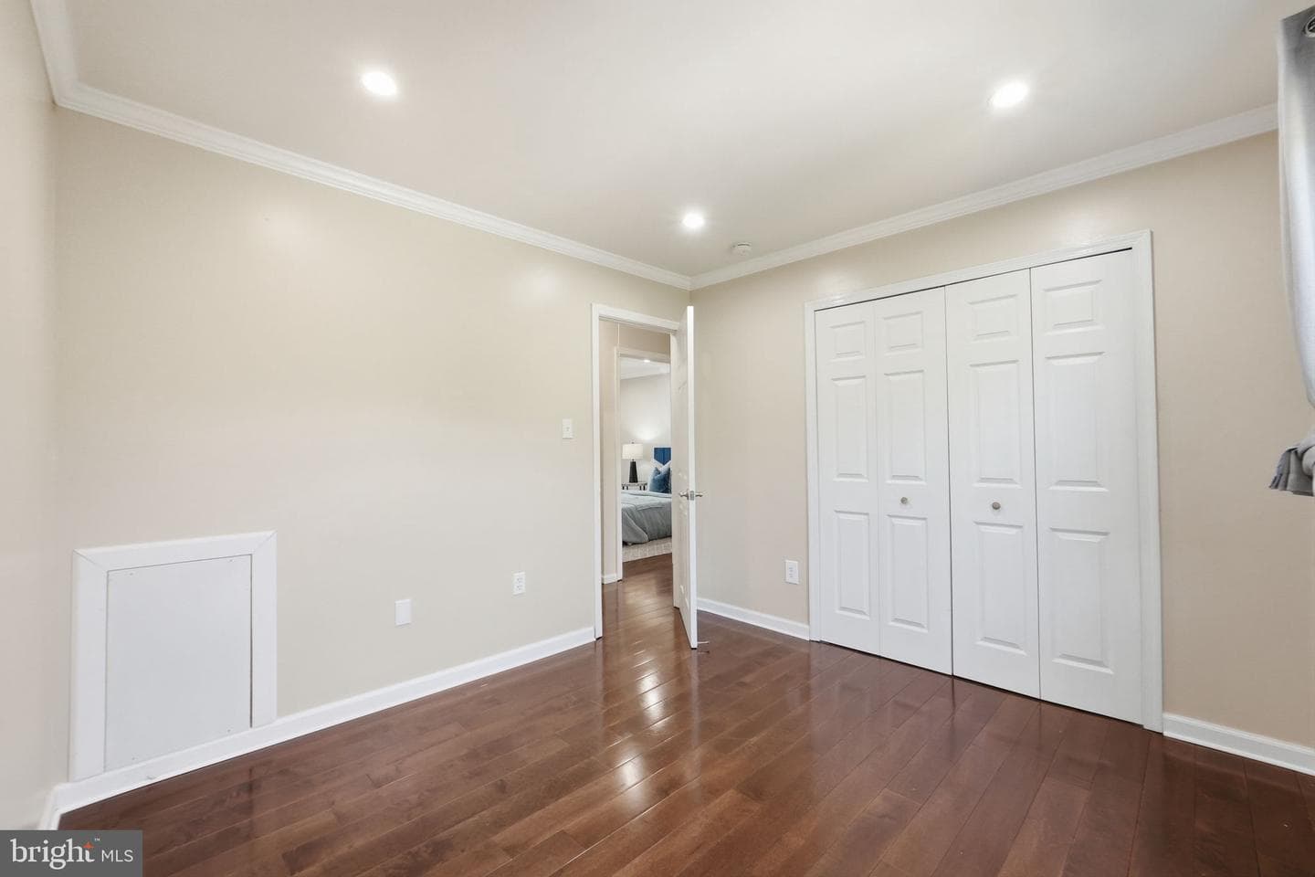 7402 Colton Lane photo 19