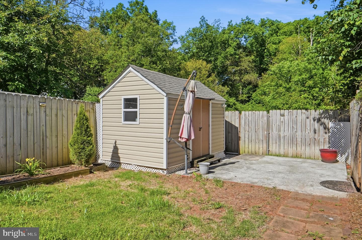 7402 Colton Lane photo 37