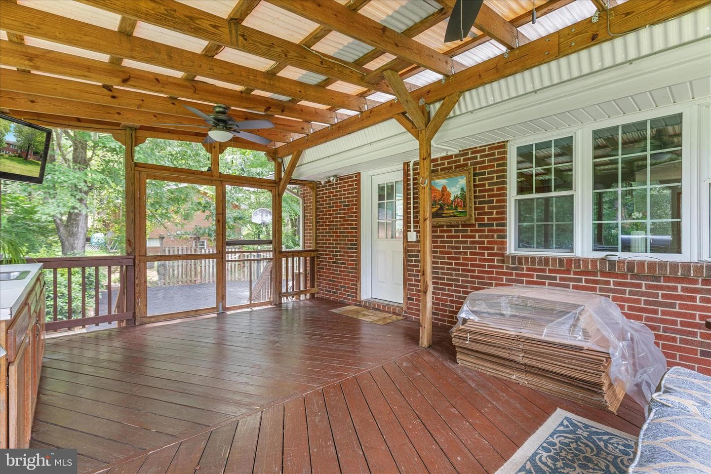 7817 Howard Street photo 21