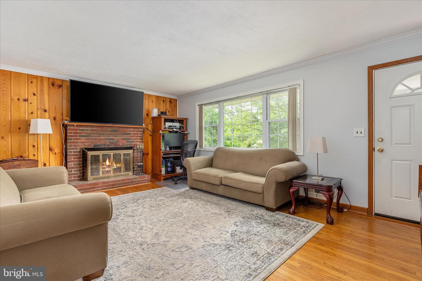 7817 Howard Street photo 6