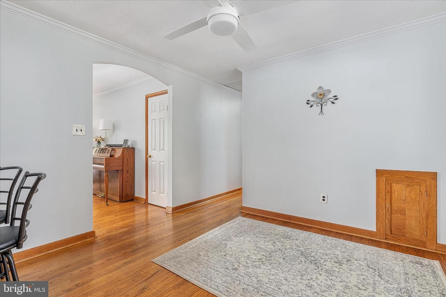 7817 Howard Street photo 9